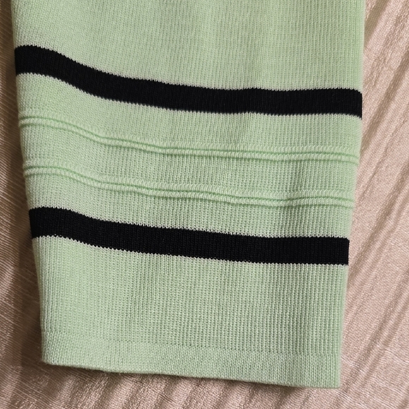 Ming Wang Green and Black Blazer with Stand-Up Collar - Picture 8 of 12